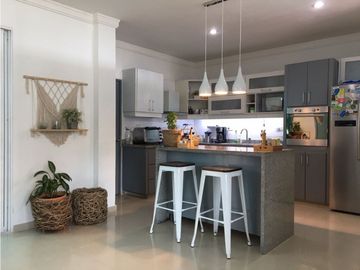 EN VENTA CASA EN RODADERO RESERVADO