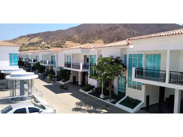 EN VENTA CASA EN RODADERO RESERVADO