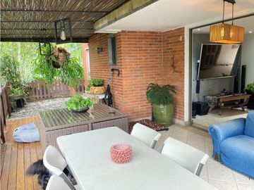 Hermoso Apartamento en San Lucas. Rodeado de verde
