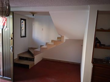SE VENDE CASA EN PANORAMA !