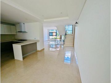Casa En Venta, para estrenar en Villacampestre
