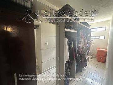 PRO2037 Casas en Venta, Fraccionamiento Riberas de Dos Rios en Guadalupe