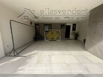 PRO2037 Casas en Venta, Fraccionamiento Riberas de Dos Rios en Guadalupe