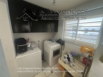 PRO2037 Casas en Venta, Fraccionamiento Riberas de Dos Rios en Guadalupe