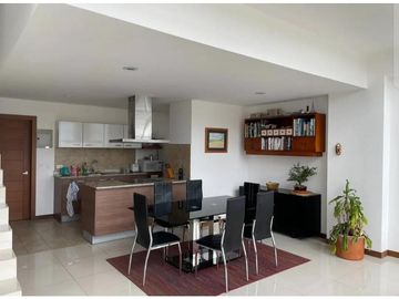 Cumbayá, Loft amoblad  en Venta, 109m2, 1 Habitación