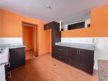 Mitad del Mundo, Casa en Venta, 118m2, 3 Habitaciones