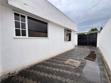 Mitad del Mundo, Casa en Venta, 118m2, 3 Habitaciones
