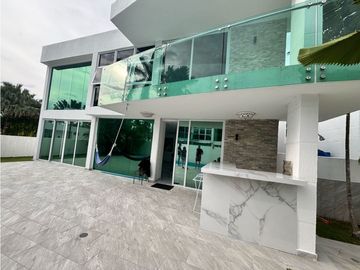 COSTA SUR / COSTA ESMERALDA / 500M REMODELADA / PISCINA PANELES SOLAR
