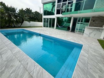 COSTA SUR / COSTA ESMERALDA / 500M REMODELADA / PISCINA PANELES SOLAR