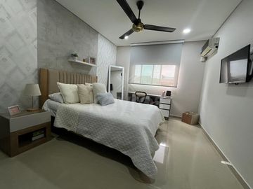 Casa en conjunto cerrado en la castellana Montería, con acabados modernos y diseño de interiores