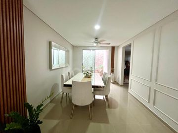 Casa en conjunto cerrado en la castellana Montería, con acabados modernos y diseño de interiores