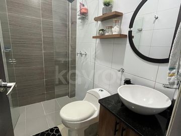 Casa en conjunto cerrado en la castellana Montería, con acabados modernos y diseño de interiores