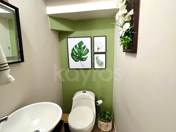 Casa en conjunto cerrado en la castellana Montería, con acabados modernos y diseño de interiores
