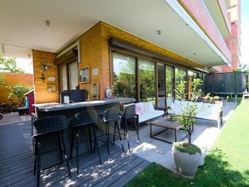 Hermoso Depto. con jardín Las Condes