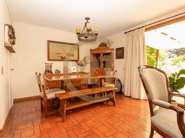 Hermosa Casa: Las Flores, San Carlos de Apoquindo