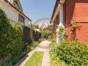 Hermosa Casa: Las Flores, San Carlos de Apoquindo