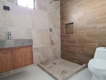 Casa en VENTA en PUNTA LOMAS