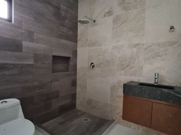 Casa en VENTA en PUNTA LOMAS