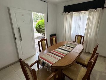 Casa en  venta ubicada en General Belgrano