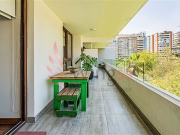 Departamento en Venta en Clínica Alemana - Moderno y Cómodos Espacios