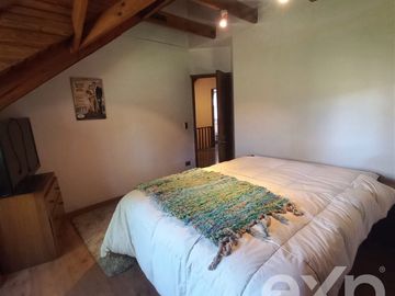 Casa en Venta en Av. Chicureo, Alba