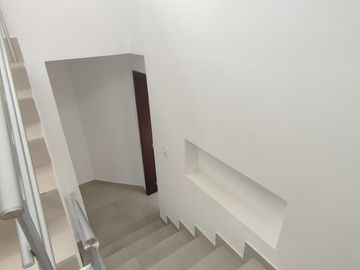 De venta casas | 177m2 construcción | 3 habitaciones | sector Colibrí |  Los Chillos
