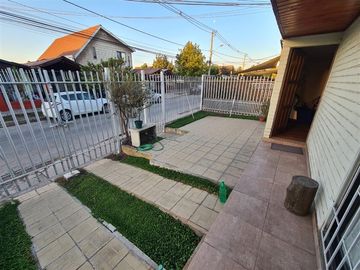 Casa en Venta en LA OPERA CON VESPUCIO SUR AL FRENTE PARQUE ARAUCO MALL