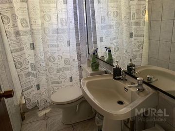 Casa en Venta en Walker Martinez esquina Parque Deportivo La Araucana