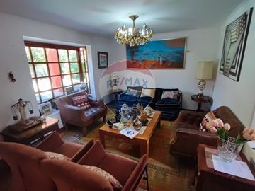 Se vende casa 5D, 3B, Las Condes