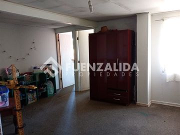 Casa en Venta en Las Golondrinas Ote. / Av. Lumen