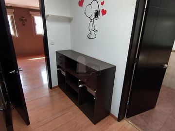 Casa en venta, 4 habitaciones amplias, muy cerca de Av. Tecnológico en Metepec Edo de México.
