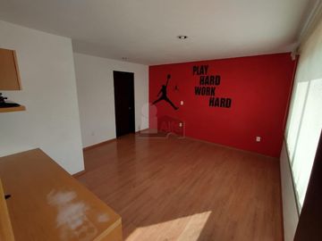 Casa en venta, 4 habitaciones amplias, muy cerca de Av. Tecnológico en Metepec Edo de México.