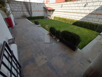 Casa en venta, 4 habitaciones amplias, muy cerca de Av. Tecnológico en Metepec Edo de México.