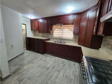Casa en venta Cumbres 6 sector