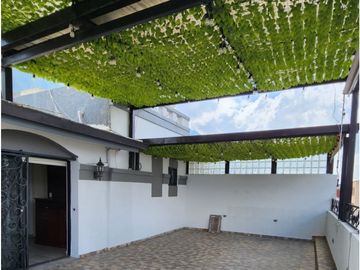 Casa en venta Cumbres 6 sector