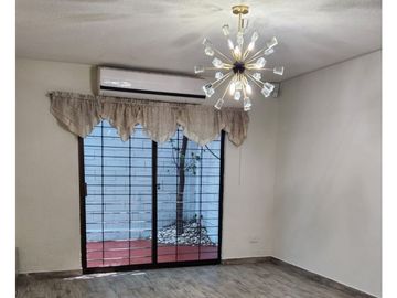 Casa en venta Cumbres 6 sector