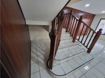 CASA HOLANDA, FRACC. LOS LAURELES ( la luneta ) ZAMORA MICHOACAN