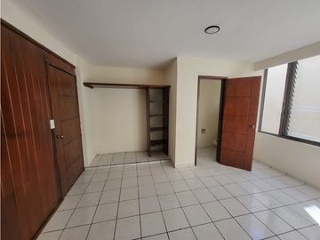 CASA HOLANDA, FRACC. LOS LAURELES ( la luneta ) ZAMORA MICHOACAN