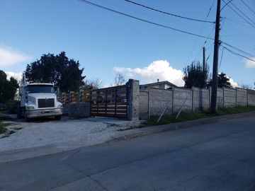 PROPIEDAD CON 3 VIVIENDAS EN HUALQUI