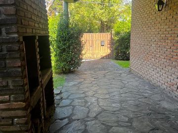 Lindísima Casa 4 Ambientes - en Altos del Barranco