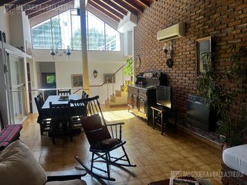 Lindísima Casa 4 Ambientes - en Altos del Barranco