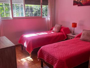 Lindísima Casa 4 Ambientes - en Altos del Barranco