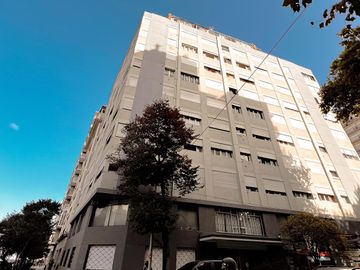 VENTA DEPARTAMENTO EN MAR DEL PLATA 3 DORMITORIOS 4 AMBIENTES CORDOBA Y LURO