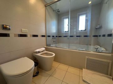 Hermoso departamento de 5 ambientes con dependencia en Caballito