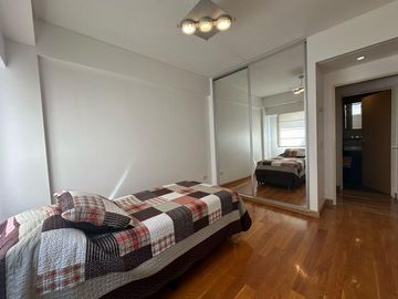 Hermoso departamento de 5 ambientes con dependencia en Caballito