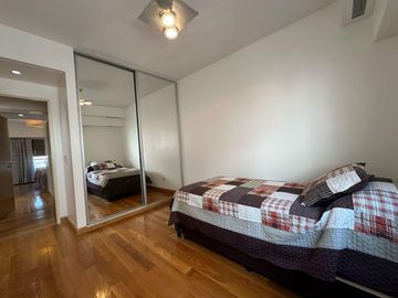 Hermoso departamento de 5 ambientes con dependencia en Caballito