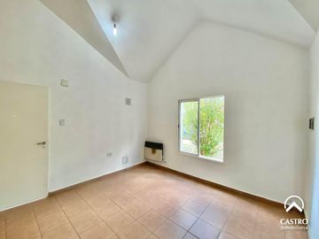 Casa en Los Fresnos,  Villa de Merlo.