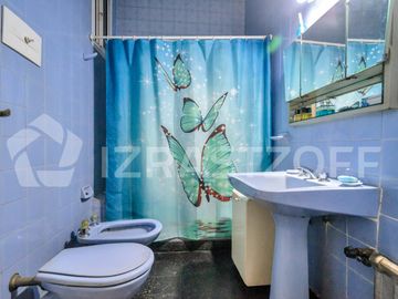 Venta Recoleta departamento luminoso de 3 ambientes
