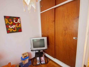Departamento de 4 ambientes en venta, en San Isidro.