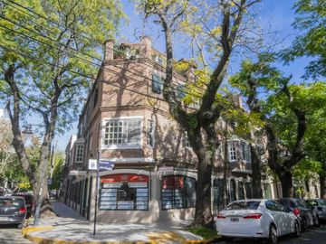 Departamento de 4 ambientes en venta, en San Isidro.